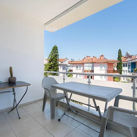 Appartamento A Spacious, Comfortable And Cozy Close To The Center Of