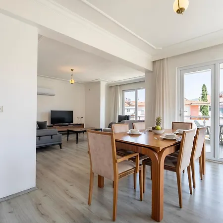 Appartamento A Spacious, Comfortable And Cozy Close To The Center Of *